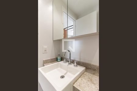 Apartamento para alugar com 35m², 2 quartos e sem vaga Apartamento para alugar com 35m², 2 quartos e sem vagaBanheiro