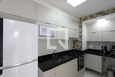 Cozinha de apartamento para alugar com 2 quartos, 38m² em Vila Tolstoi, São Paulo