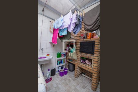 Casa à venda com 125m², 2 quartos e 1 vagaÁrea de Serviço - churrasqueira