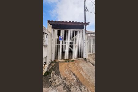 Casa à venda com 125m², 2 quartos e 1 vagaFachada