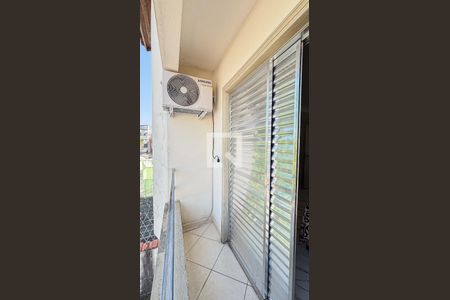 Casa à venda com 269m², 4 quartos e 4 vagas Casa à venda com 269m², 4 quartos e 4 vagasVaranda Suite