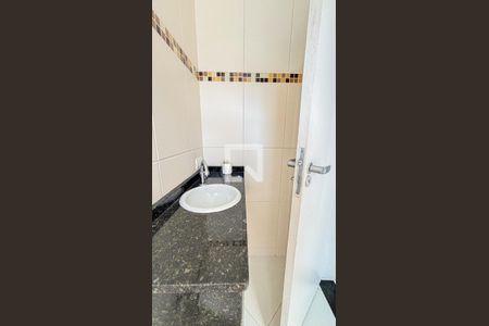 Casa à venda com 269m², 4 quartos e 4 vagas Casa à venda com 269m², 4 quartos e 4 vagasBanheiro da Suíte 3