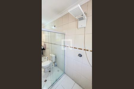 Casa à venda com 269m², 4 quartos e 4 vagas Casa à venda com 269m², 4 quartos e 4 vagasBanheiro da Suíte1