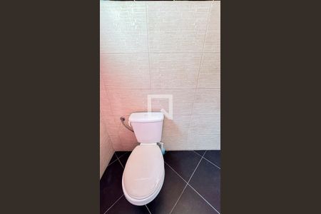 Casa à venda com 269m², 4 quartos e 4 vagas Casa à venda com 269m², 4 quartos e 4 vagasLavabo