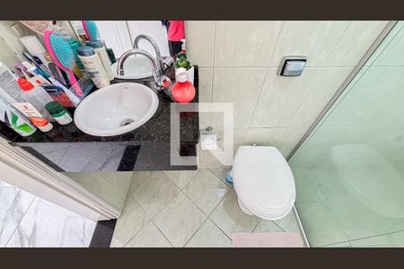 Casa à venda com 269m², 4 quartos e 4 vagas Casa à venda com 269m², 4 quartos e 4 vagasBanheiro da Suíte 2