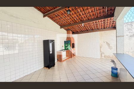 Casa à venda com 269m², 4 quartos e 4 vagas Casa à venda com 269m², 4 quartos e 4 vagasQuintal - Churrasqueira
