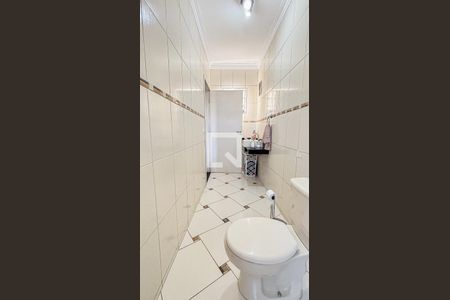 Casa à venda com 269m², 4 quartos e 4 vagas Casa à venda com 269m², 4 quartos e 4 vagasBanheiro da Suíte1