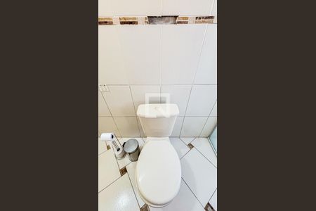 Casa à venda com 269m², 4 quartos e 4 vagas Casa à venda com 269m², 4 quartos e 4 vagasBanheiro da Suíte1