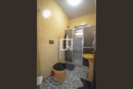 Banheiro de apartamento para alugar com 2 quartos, 98m² em Centro, Nilópolis