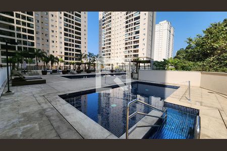 Apartamento para alugar com 68m², 2 quartos e 1 vaga Apartamento para alugar com 68m², 2 quartos e 1 vagaÁrea comum - Piscina