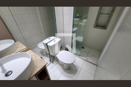 Apartamento para alugar com 68m², 2 quartos e 1 vaga Apartamento para alugar com 68m², 2 quartos e 1 vagaBanheiro