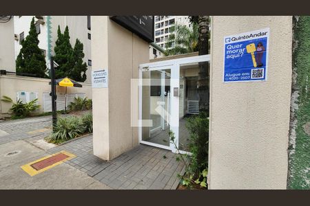 Apartamento para alugar com 68m², 2 quartos e 1 vaga Apartamento para alugar com 68m², 2 quartos e 1 vagaFachada