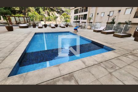 Apartamento para alugar com 68m², 2 quartos e 1 vaga Apartamento para alugar com 68m², 2 quartos e 1 vagaÁrea comum - Piscina