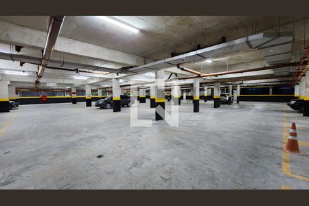 Apartamento para alugar com 68m², 2 quartos e 1 vaga Apartamento para alugar com 68m², 2 quartos e 1 vagaGaragem