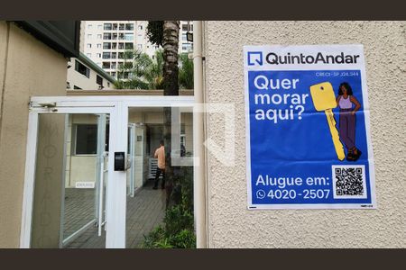 Apartamento para alugar com 68m², 2 quartos e 1 vaga Apartamento para alugar com 68m², 2 quartos e 1 vagaFachada