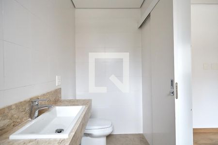 Apartamento à venda com 210m², 4 quartos e 4 vagasBanheiro da Suíte 1