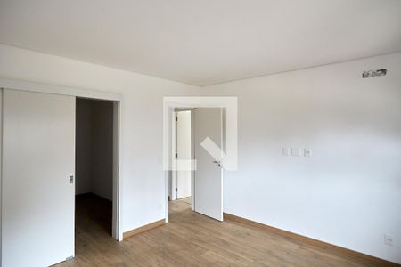 Suíte master de apartamento à venda com 4 quartos, 210m² em Lourdes, Belo Horizonte