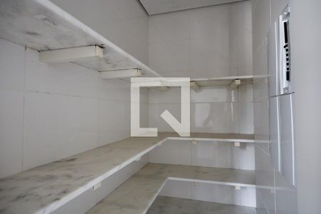 Apartamento à venda com 210m², 4 quartos e 4 vagasDespensa