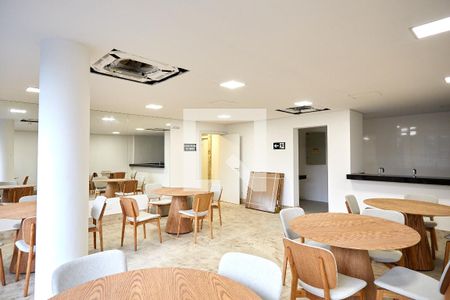 Apartamento à venda com 210m², 4 quartos e 4 vagasÁrea comum - Salão de festas