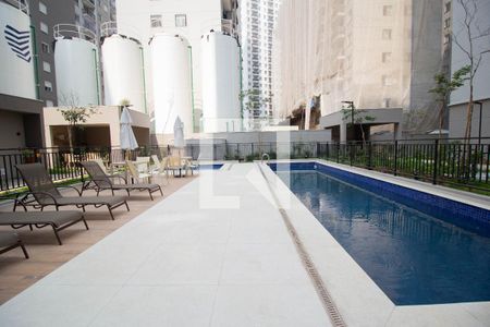 Apartamento para alugar com 40m², 2 quartos e sem vaga Apartamento para alugar com 40m², 2 quartos e sem vagaÁrea comum - Piscina