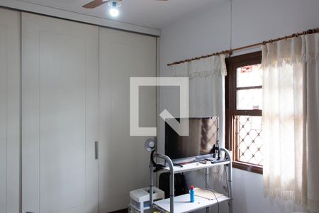 Casa para alugar com 180m², 3 quartos e 3 vagas Casa para alugar com 180m², 3 quartos e 3 vagasSUITE