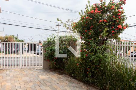 Casa para alugar com 180m², 3 quartos e 3 vagas Casa para alugar com 180m², 3 quartos e 3 vagasÁREA EXTERNA