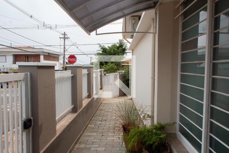 Casa para alugar com 180m², 3 quartos e 3 vagas Casa para alugar com 180m², 3 quartos e 3 vagasÁREA EXTERNA