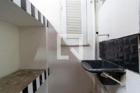 Apartamento à venda com 65m², 2 quartos e 1 vagaÁrea de Serviço