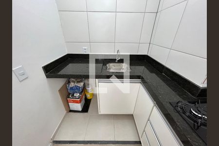 Apartamento para alugar com 38m², 2 quartos e sem vagaLavanderia