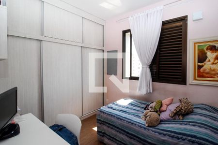 Apartamento à venda com 127m², 4 quartos e 2 vagasBanheiro Quarto 