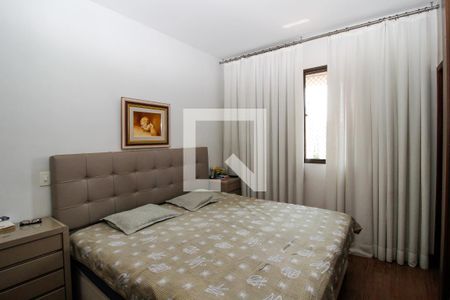 Apartamento à venda com 127m², 4 quartos e 2 vagasQuarto 