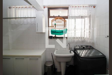 Apartamento à venda com 127m², 4 quartos e 2 vagasLavanderia 