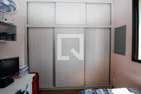 Apartamento à venda com 127m², 4 quartos e 2 vagasBanheiro Quarto 