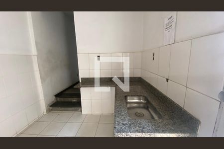 Casa para alugar com 500m², 8 quartos e 2 vagas Casa para alugar com 500m², 8 quartos e 2 vagasCozinha