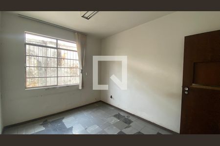 Casa para alugar com 500m², 8 quartos e 2 vagas Casa para alugar com 500m², 8 quartos e 2 vagasQuarto 6