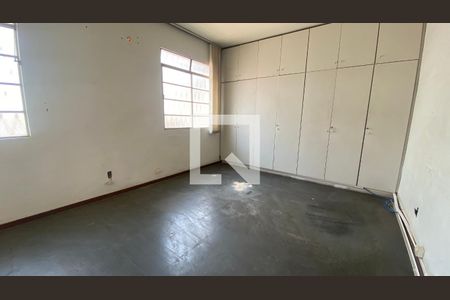 Casa para alugar com 500m², 8 quartos e 2 vagas Casa para alugar com 500m², 8 quartos e 2 vagasQuarto 4