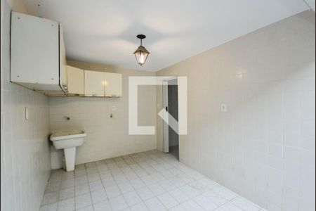 Casa à venda com 100m², 2 quartos e 1 vagaÁrea de Serviço