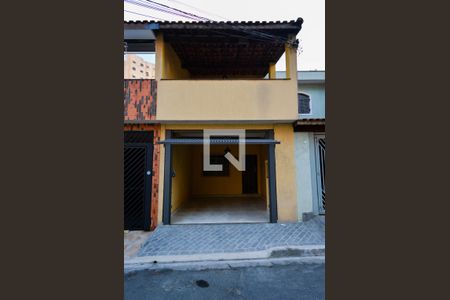 Casa à venda com 100m², 2 quartos e 1 vagaFachada