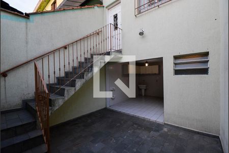 Casa à venda com 100m², 2 quartos e 1 vagaQuintal