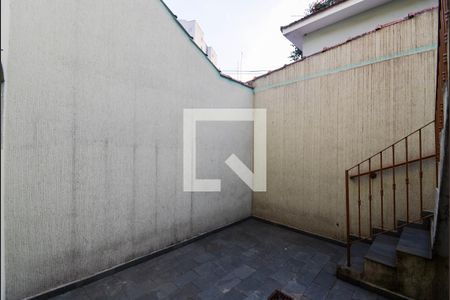 Casa à venda com 100m², 2 quartos e 1 vagaQuintal