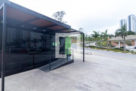 Apartamento para alugar com 132m², 4 quartos e 2 vagasMini Mercado