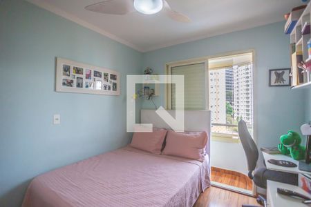 Apartamento à venda com 97m², 4 quartos e 2 vagasQuarto 3