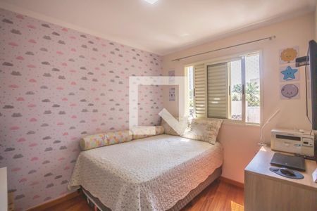 Apartamento à venda com 97m², 4 quartos e 2 vagasQuarto 2