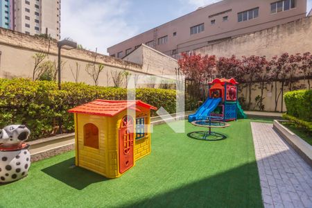 Apartamento à venda com 97m², 4 quartos e 2 vagasÁrea Comum - Playground