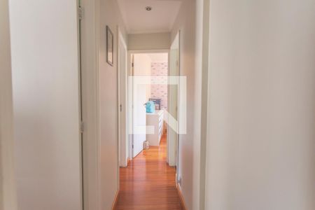 Apartamento à venda com 97m², 4 quartos e 2 vagasCorredor - Quartos