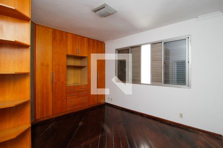 Apartamento à venda com 150m², 4 quartos e 2 vagas Apartamento à venda com 150m², 4 quartos e 2 vagasQuarto