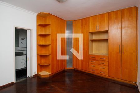 Apartamento à venda com 150m², 4 quartos e 2 vagas Apartamento à venda com 150m², 4 quartos e 2 vagasQuarto