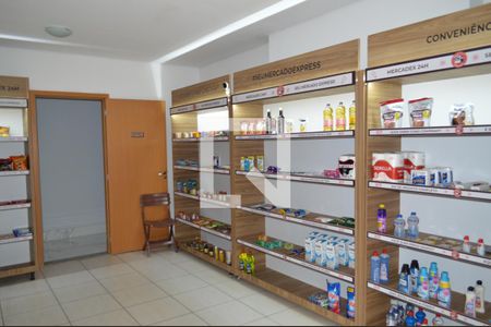 Apartamento para alugar com 60m², 2 quartos e 1 vagaMini Mercado