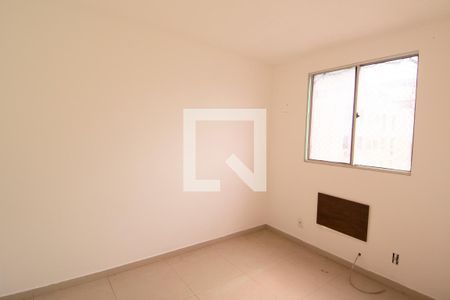 Quarto de apartamento para alugar com 3 quartos, 49m² em Engenho do Porto, Duque de Caxias