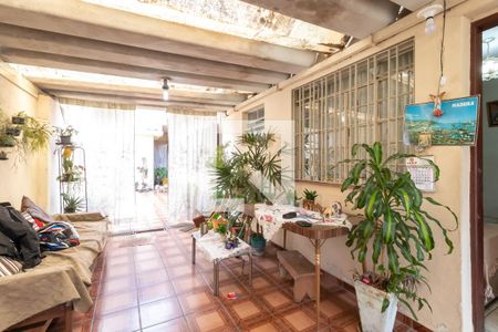 Casa à venda com 152m², 3 quartos e 2 vagasQuintal Coberto